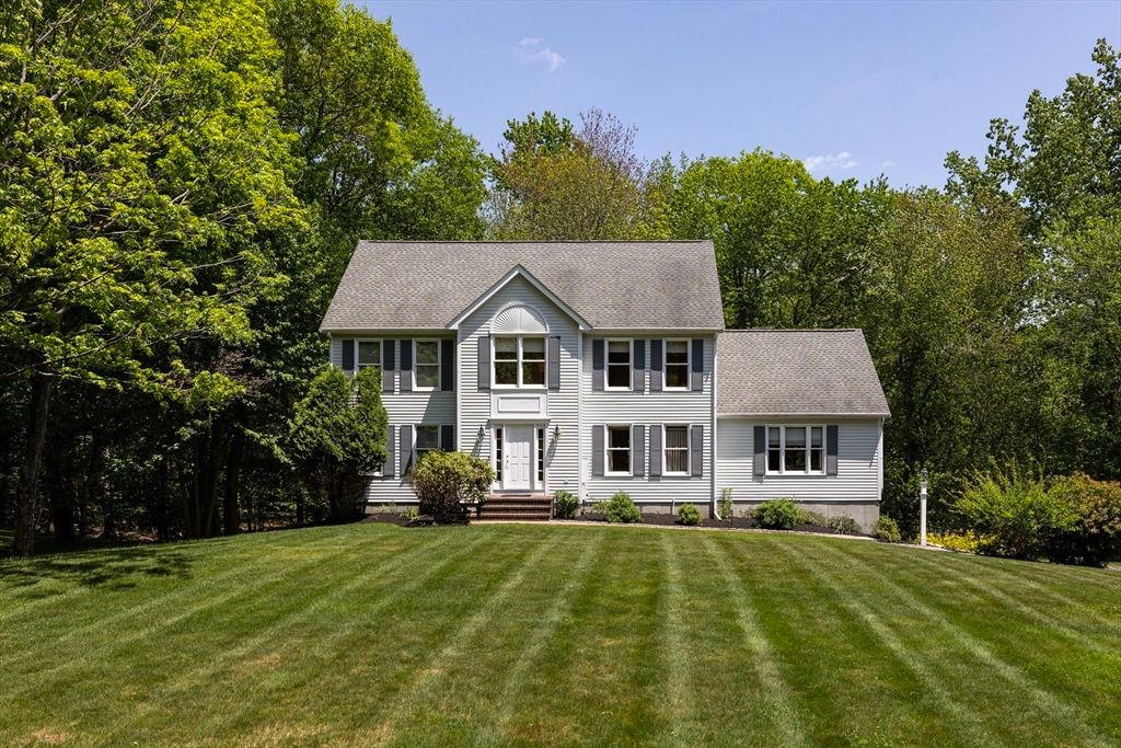 1 Sterling Dr, Hopkinton, MA 01748