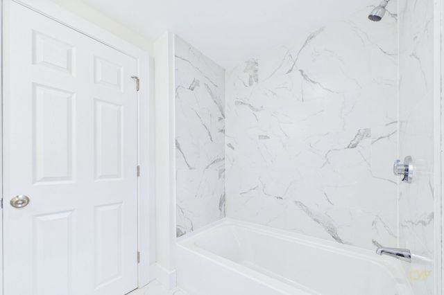 17 Winthrop Rd, Plymouth, MA 02360