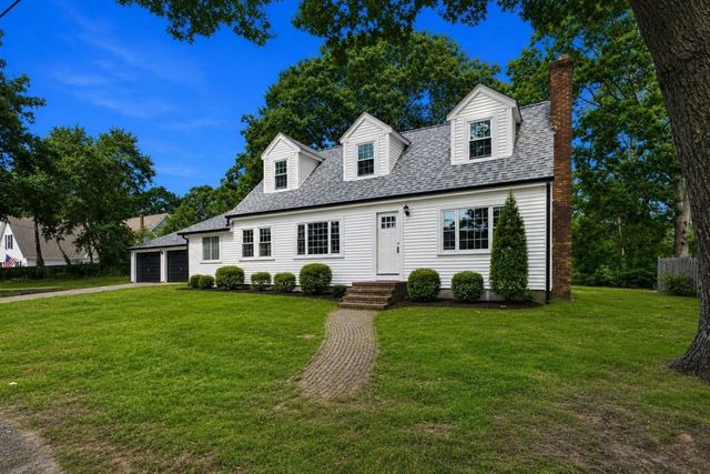17 Winthrop Rd, Plymouth, MA 02360