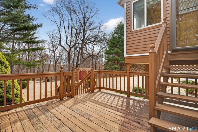 99 Dayton Road, Waterford, CT 06385