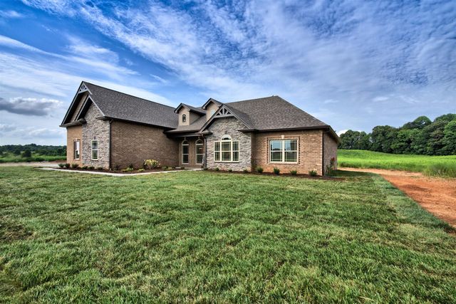 839 Shady Bluff Trail, Clarksville, TN 37043