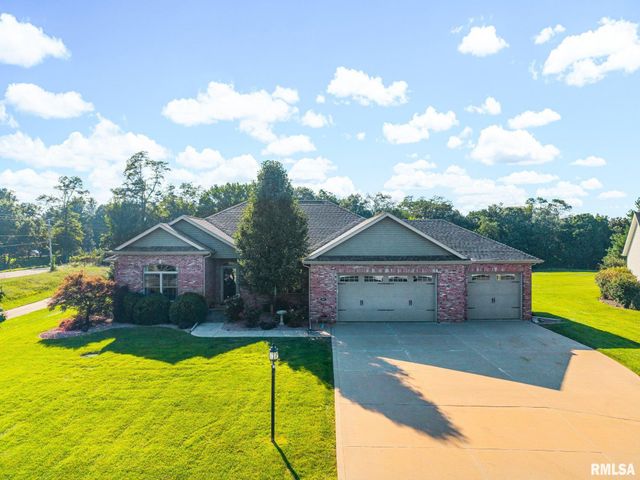 8321 W COYOTE CREEK Drive, Peoria, IL 61607