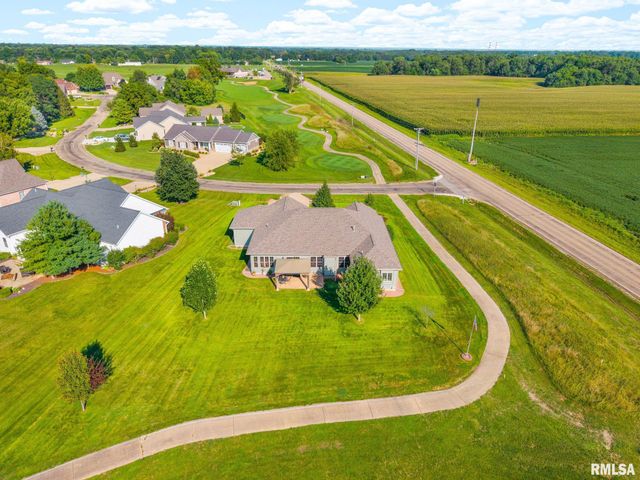 8321 W COYOTE CREEK Drive, Peoria, IL 61607
