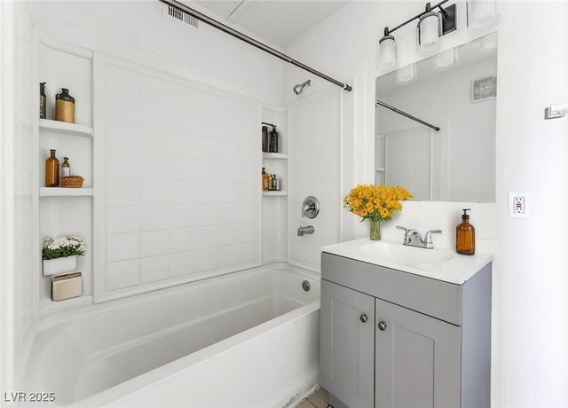 3720 Royal Crest Street 4, Las Vegas, NV 89119