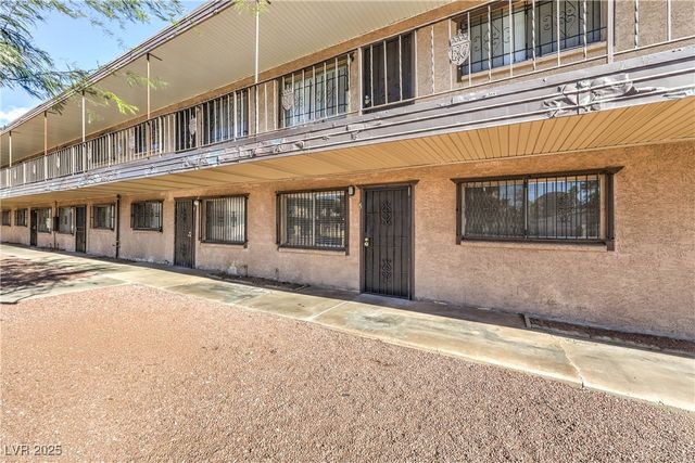 3720 Royal Crest Street 4, Las Vegas, NV 89119