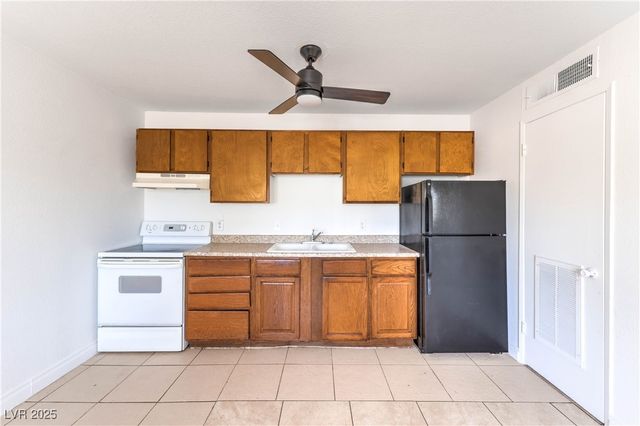 3720 Royal Crest Street 4, Las Vegas, NV 89119