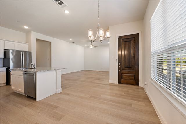 6580 Iron Horse Boulevard, North Richland Hills, TX 76180