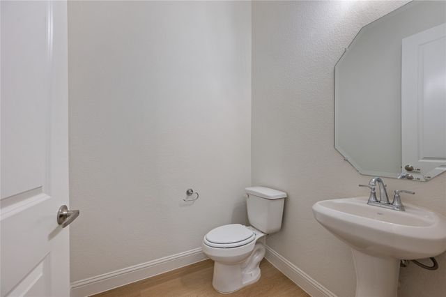 6580 Iron Horse Boulevard, North Richland Hills, TX 76180