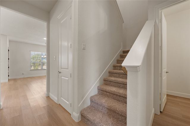 6580 Iron Horse Boulevard, North Richland Hills, TX 76180