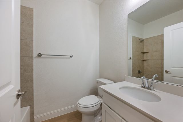 6580 Iron Horse Boulevard, North Richland Hills, TX 76180