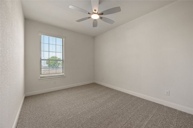 6580 Iron Horse Boulevard, North Richland Hills, TX 76180