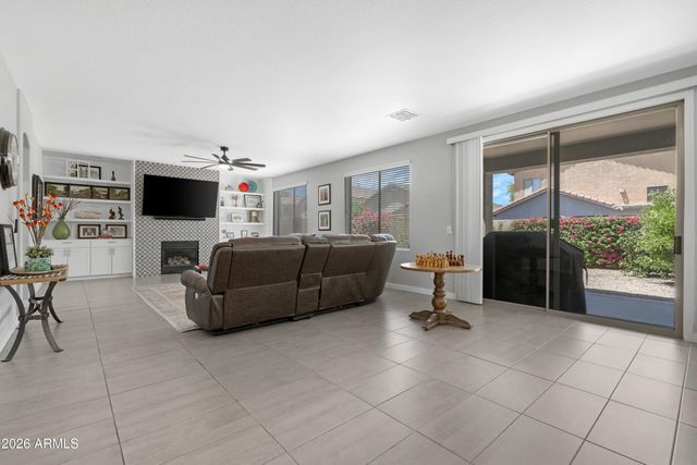 3510 W DANCER Lane, San Tan Valley, AZ 85144