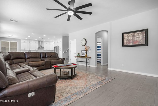 3510 W DANCER Lane, San Tan Valley, AZ 85144