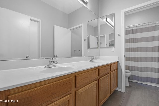 3510 W DANCER Lane, San Tan Valley, AZ 85144