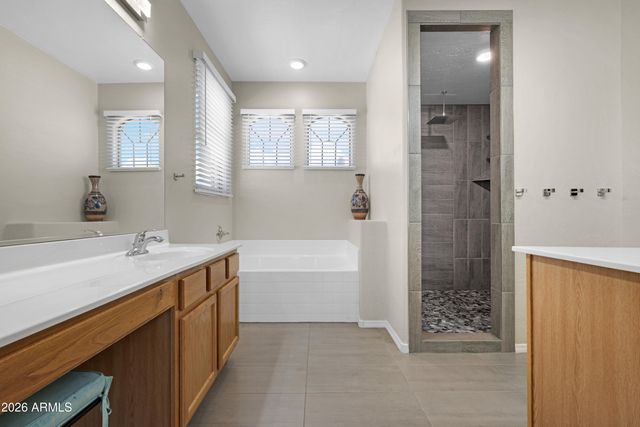 3510 W DANCER Lane, San Tan Valley, AZ 85144