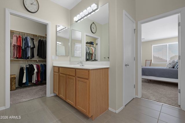 3510 W DANCER Lane, San Tan Valley, AZ 85144