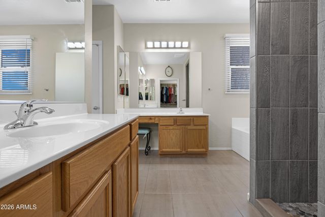 3510 W DANCER Lane, San Tan Valley, AZ 85144