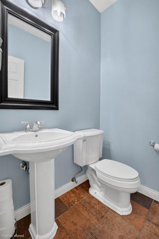 1216 Lake Ridge Drive, Cedar Falls, IA 50613