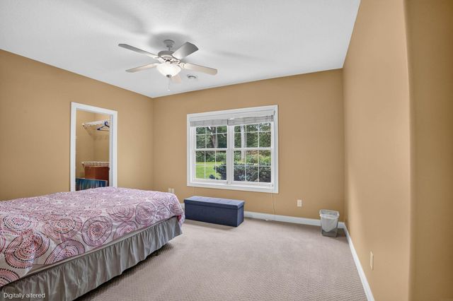 1216 Lake Ridge Drive, Cedar Falls, IA 50613