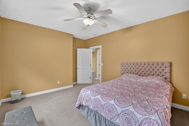 1216 Lake Ridge Drive, Cedar Falls, IA 50613