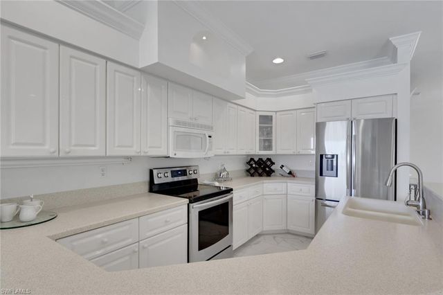 8995 Lely Island CIR, Naples, FL 34113