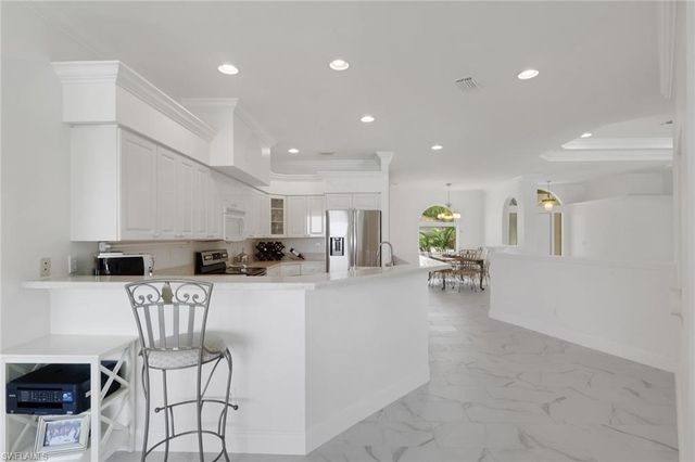 8995 Lely Island CIR, Naples, FL 34113