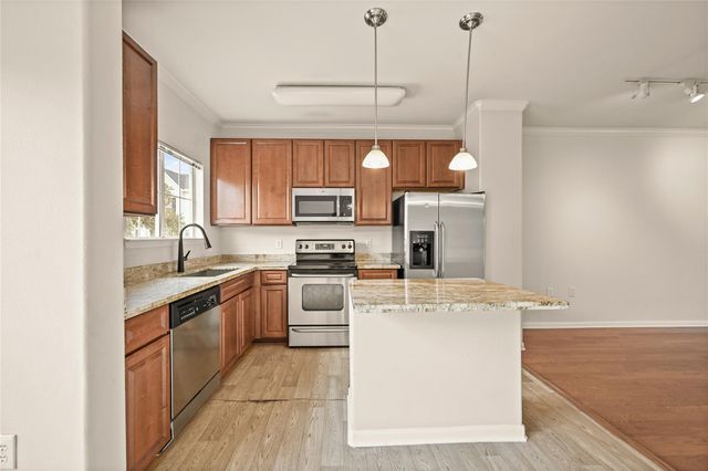 9200 Westheimer Road 706, Houston, TX 77063