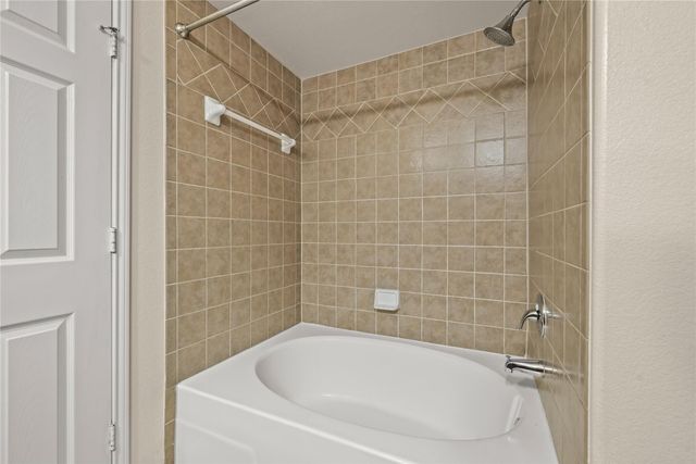 9200 Westheimer Road 706, Houston, TX 77063