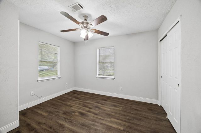 21197 Live Oak Street, New Caney, TX 77357