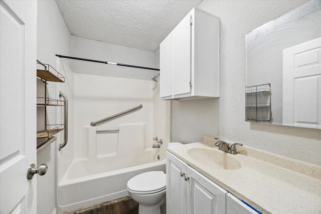 21197 Live Oak Street, New Caney, TX 77357