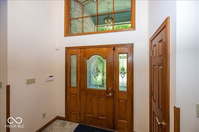 1663 Walnut Trace, Greenfield, IN 46140