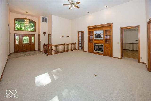 1663 Walnut Trace, Greenfield, IN 46140