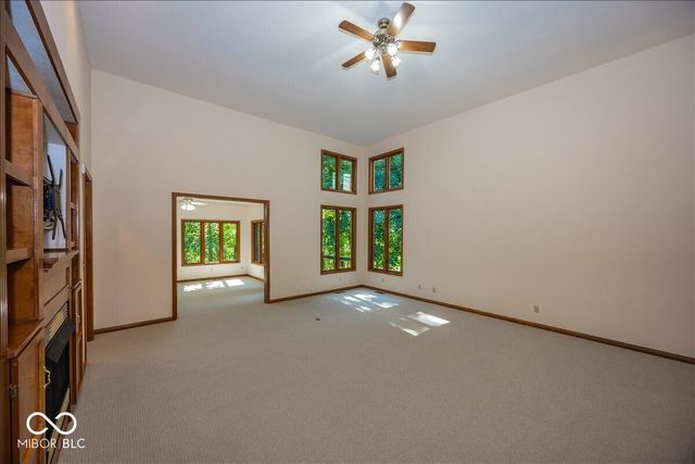 1663 Walnut Trace, Greenfield, IN 46140