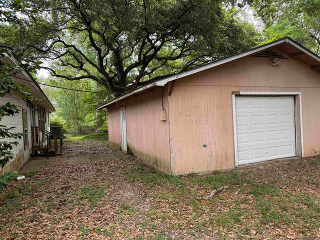 11770 Greenwell Springs Rd, Baton Rouge, LA 70814