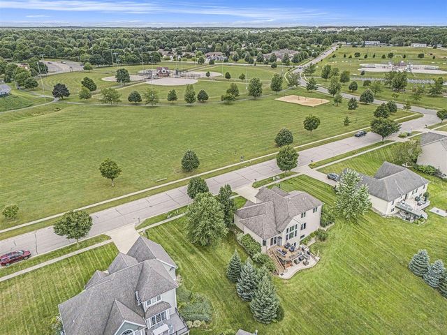 370 Bishop Avenue, Coldwater, MI 49036