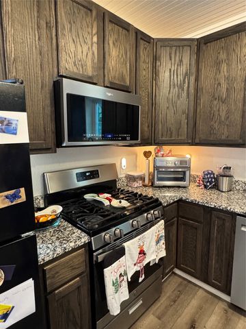 2300 Lyle Avenue, Waco, TX 76708