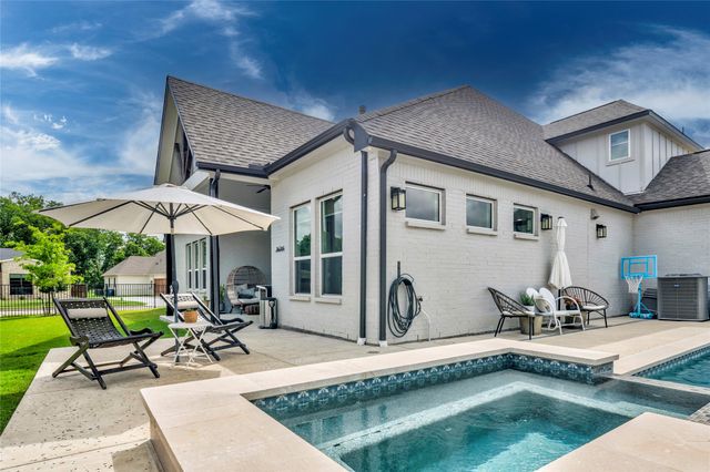 131 Aberdeen Boulevard, Argyle, TX 76226