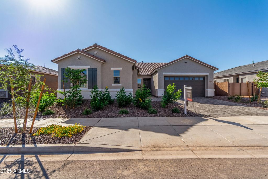 24134 N 172ND Avenue, Surprise, AZ 85387