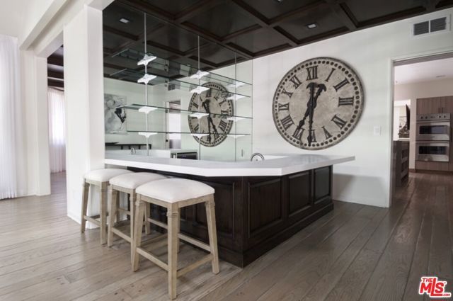 1121 N Beverly Drive, Beverly Hills, CA 90210