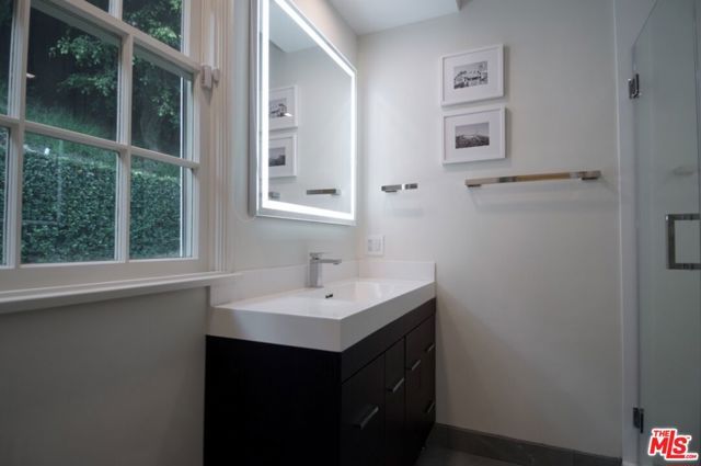 1121 N Beverly Drive, Beverly Hills, CA 90210