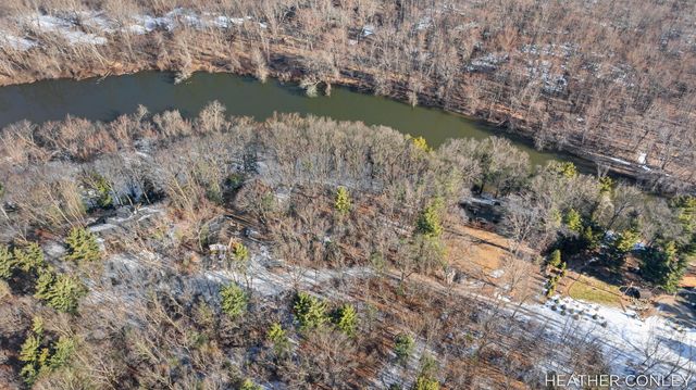 3125 River Bend Trail, Fennville, MI 49408