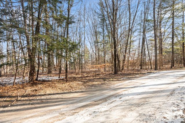3125 River Bend Trail, Fennville, MI 49408