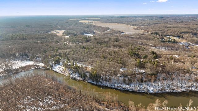 3125 River Bend Trail, Fennville, MI 49408