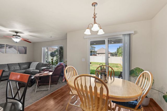 922 S Evergreen Rd, Spokane Valley, WA 99037