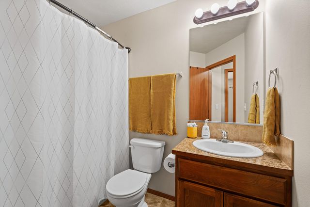 922 S Evergreen Rd, Spokane Valley, WA 99037