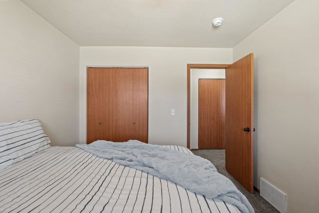 922 S Evergreen Rd, Spokane Valley, WA 99037