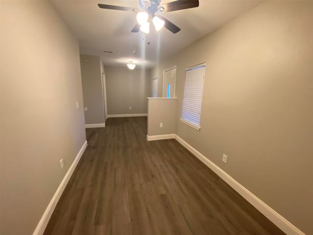 2006 W Northgate Drive, Irving, TX 75062