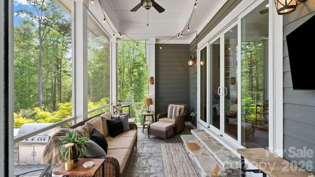 144 Mcneil Lane, Mooresville, NC 28117