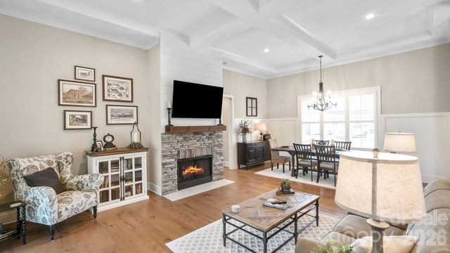 144 Mcneil Lane, Mooresville, NC 28117