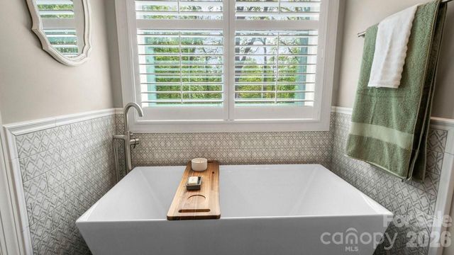 144 Mcneil Lane, Mooresville, NC 28117